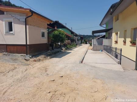 Obnova kanalizacije in vodovoda v naselju Vrhpolje pri Kamniku (1)